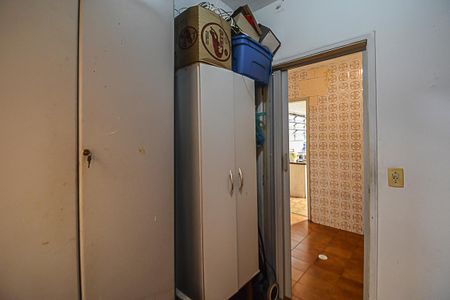 Casa à venda com 169m², 3 quartos e 2 vagas Casa à venda com 169m², 3 quartos e 2 vagasQuarto de Serviço