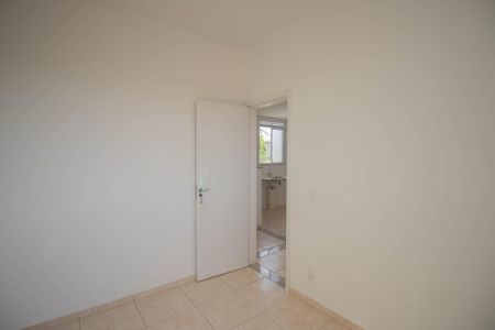 Quarto 2 de apartamento para alugar com 2 quartos, 45m² em Pacheco, São Gonçalo