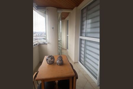 Apartamento à venda com 125m², 3 quartos e 3 vagasVaranda