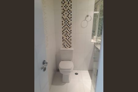 Apartamento à venda com 125m², 3 quartos e 3 vagasBanheiro 