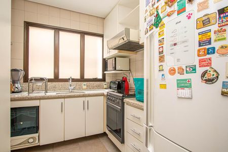 Cozinha de apartamento para alugar com 3 quartos, 154m² em Petrópolis, Porto Alegre