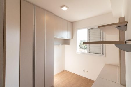 Apartamento para alugar com 72m², 3 quartos e 2 vagasQuarto 2