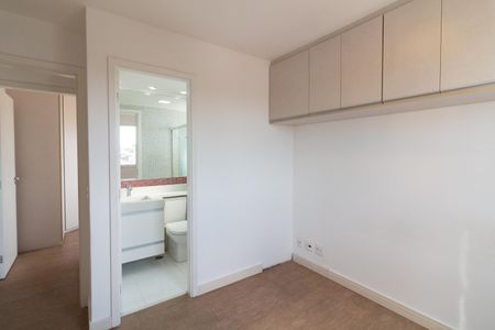 Apartamento para alugar com 72m², 3 quartos e 2 vagasQuarto 2 - Suíte