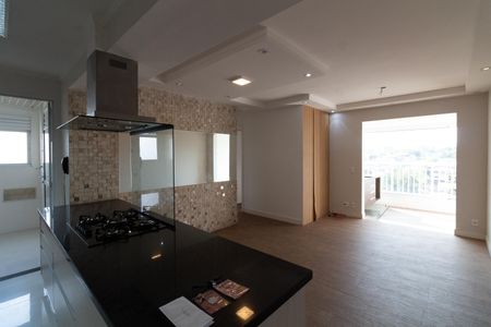 Sala de apartamento para alugar com 3 quartos, 72m² em Cidade São Francisco, São Paulo