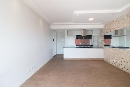 Sala de apartamento para alugar com 3 quartos, 72m² em Cidade São Francisco, São Paulo