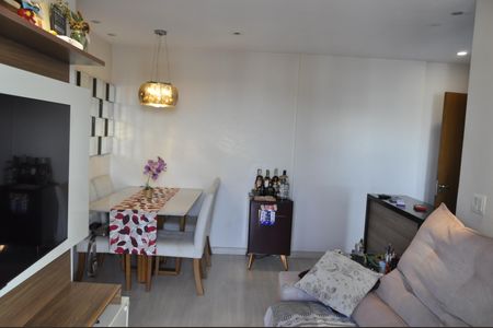 Apartamento para alugar com 2 quartos, 59m² em Del Castilho, Rio de Janeiro