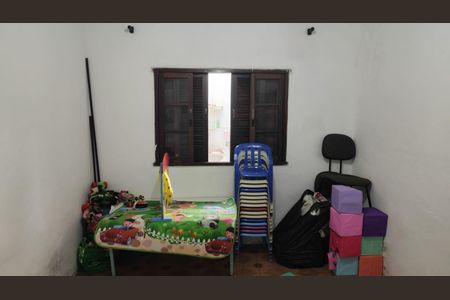 Quarto de casa para alugar com 2 quartos, 69m² em Jardim Maia, São Paulo