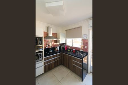 Casa à venda com 274m², 5 quartos e 4 vagasCozinha
