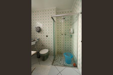 Casa à venda com 274m², 5 quartos e 4 vagasBanheiro 1
