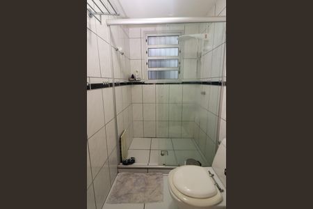Casa à venda com 274m², 5 quartos e 4 vagasBanheiro 2