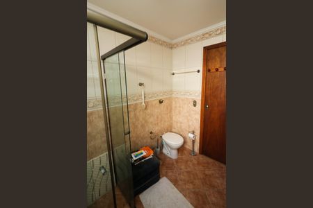 Casa à venda com 274m², 5 quartos e 4 vagasBanheiro da Suíte