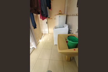 Casa à venda com 274m², 5 quartos e 4 vagasÁrea de Serviço