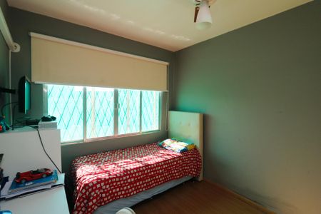 Casa à venda com 274m², 5 quartos e 4 vagasQuarto 1