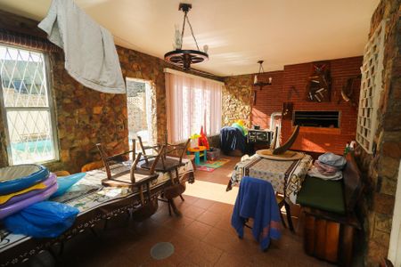 Casa à venda com 274m², 5 quartos e 4 vagasVaranda