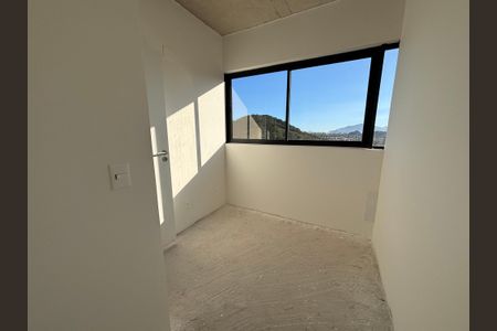Apartamento à venda com 117m², 3 quartos e 2 vagasQuarto 2