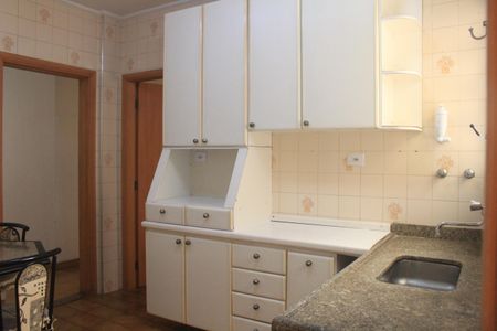 Apartamento à venda com 90m², 2 quartos e 1 vagaCozinha