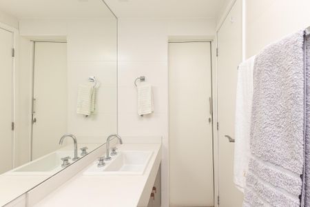 Apartamento à venda com 50m², 1 quarto e 1 vaga Apartamento à venda com 50m², 1 quarto e 1 vagaBanheiro da Suíte