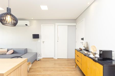 Apartamento à venda com 50m², 1 quarto e 1 vaga Apartamento à venda com 50m², 1 quarto e 1 vagaSala