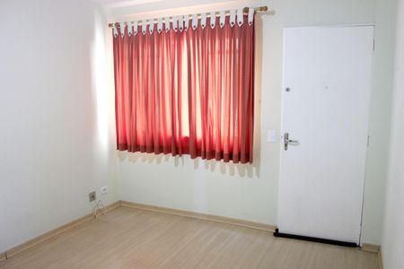 Apartamento para alugar com 45m², 2 quartos e 1 vagaSala