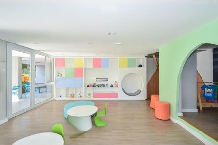 Apartamento à venda com 2 quartos, 66m² em Santo Amaro, São Paulo