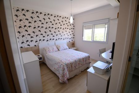 Apartamento à venda com 137m², 4 quartos e 3 vagasQuarto 4 - Suíte