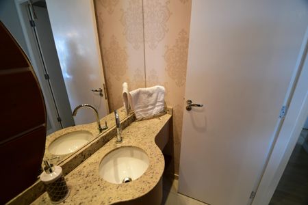 Apartamento à venda com 137m², 4 quartos e 3 vagasLavabo