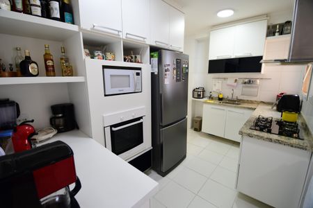 Apartamento à venda com 137m², 4 quartos e 3 vagasCozinha