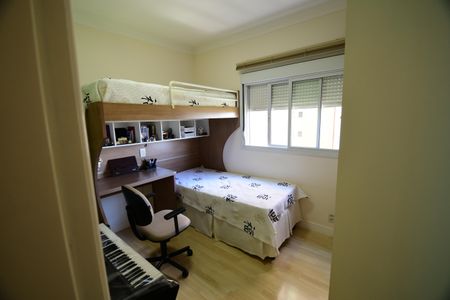 Apartamento à venda com 137m², 4 quartos e 3 vagasQuarto 3 - Suíte
