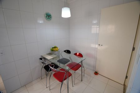Apartamento à venda com 137m², 4 quartos e 3 vagasCozinha