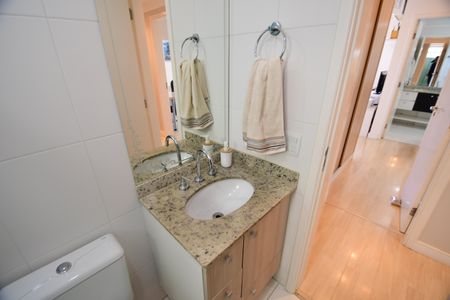 Apartamento à venda com 137m², 4 quartos e 3 vagasBanheiro Social