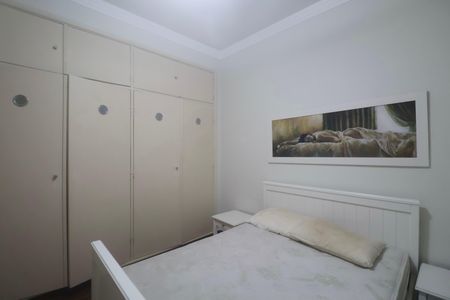 Apartamento para alugar com 125m², 3 quartos e 2 vagasQuarto