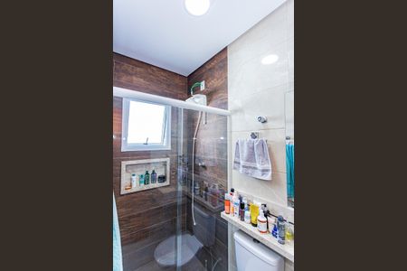 Casa à venda com 150m², 3 quartos e 2 vagasBanheiro suite 3