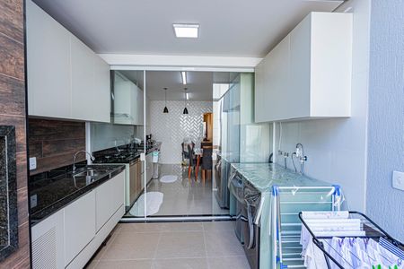 Casa à venda com 150m², 3 quartos e 2 vagasÁrea de Serviço e quintal