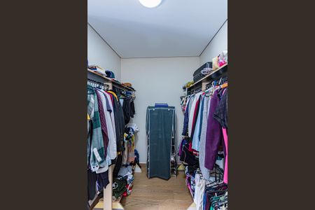 Casa à venda com 150m², 3 quartos e 2 vagasCloset suite 3