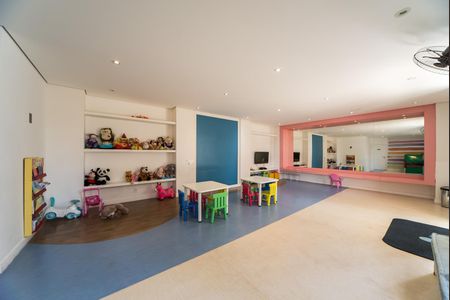 Apartamento à venda com 82m², 2 quartos e 1 vagaÁrea comum - brinquedoteca