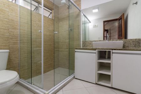 Casa à venda com 120m², 2 quartos e 1 vagaBanheiro Social