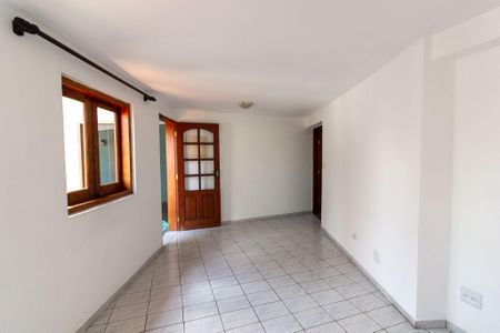 Casa à venda com 120m², 2 quartos e 1 vagaSala