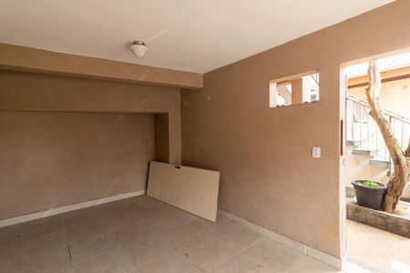 Casa à venda com 120m², 2 quartos e 1 vagaGaragem