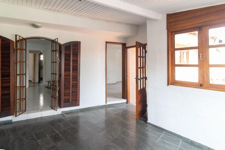 Casa à venda com 120m², 2 quartos e 1 vagaVaranda