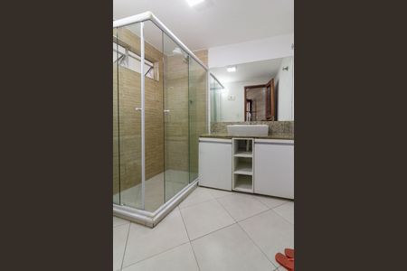 Casa à venda com 120m², 2 quartos e 1 vagaBanheiro Social