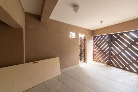Casa à venda com 120m², 2 quartos e 1 vagaGaragem
