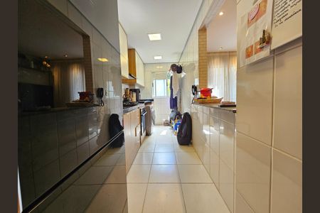 Apartamento à venda com 54m², 2 quartos e 1 vagaCozinha e Área de Serviço