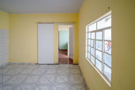 Quarto de casa para alugar com 1 quarto, 35m² em Vila Dalva, São Paulo