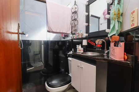 Casa de condomínio à venda com 115m², 2 quartos e 2 vagasBanheiro Suíte 1