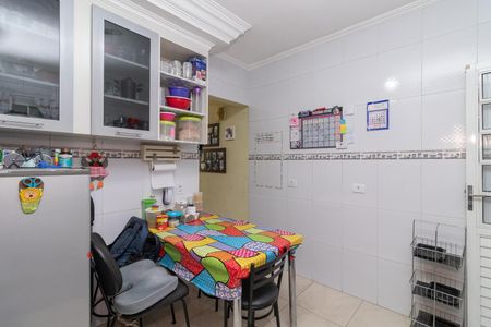 Casa de condomínio à venda com 115m², 2 quartos e 2 vagasCozinha