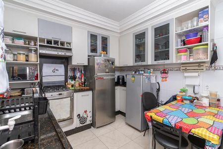 Casa de condomínio à venda com 115m², 2 quartos e 2 vagasCozinha