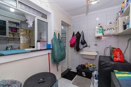 Casa de condomínio à venda com 115m², 2 quartos e 2 vagasÁrea de Serviço