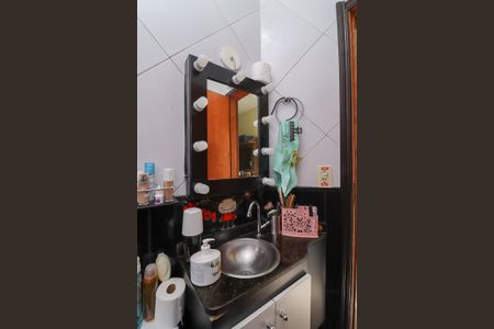 Casa de condomínio à venda com 115m², 2 quartos e 2 vagasBanheiro Suíte 1