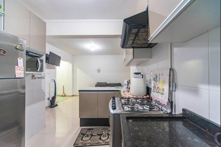 Apartamento à venda com 90m², 2 quartos e 1 vagaCozinha 