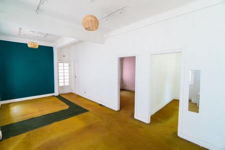 Casa à venda com 400m², 2 quartos e 1 vagaSala